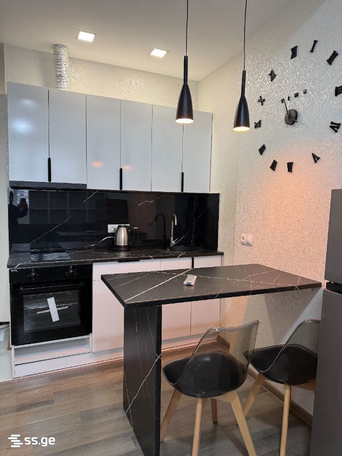 aglazde st. - 1 rooms