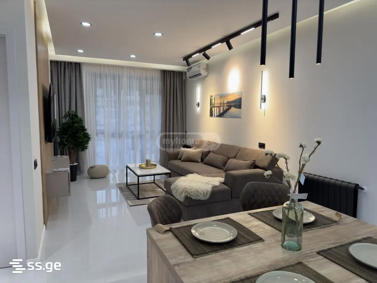 aslanidi st. 12 - 2 rooms