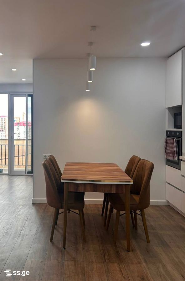 17 - 3 rooms