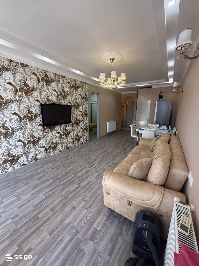 Vazha-Pshavela st. 53 - 3 rooms