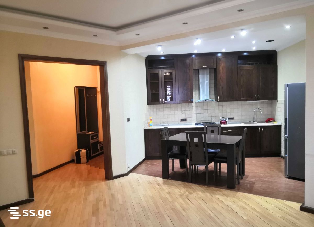 aslanidi st. 23/25 - 4 rooms