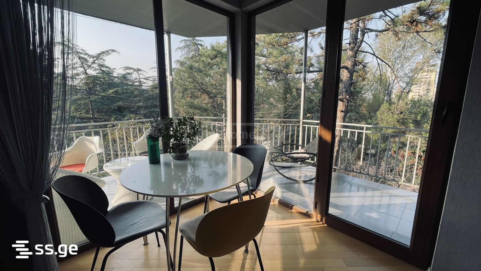 t. tabidze st. 39 - 4 rooms