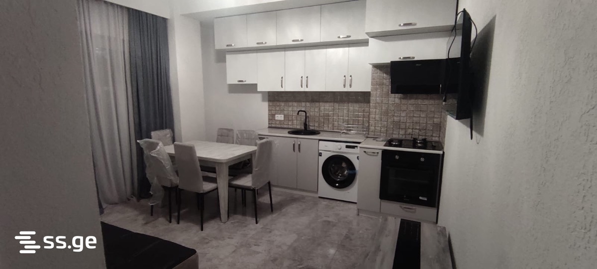 chkondideli st. 36 - 3 rooms