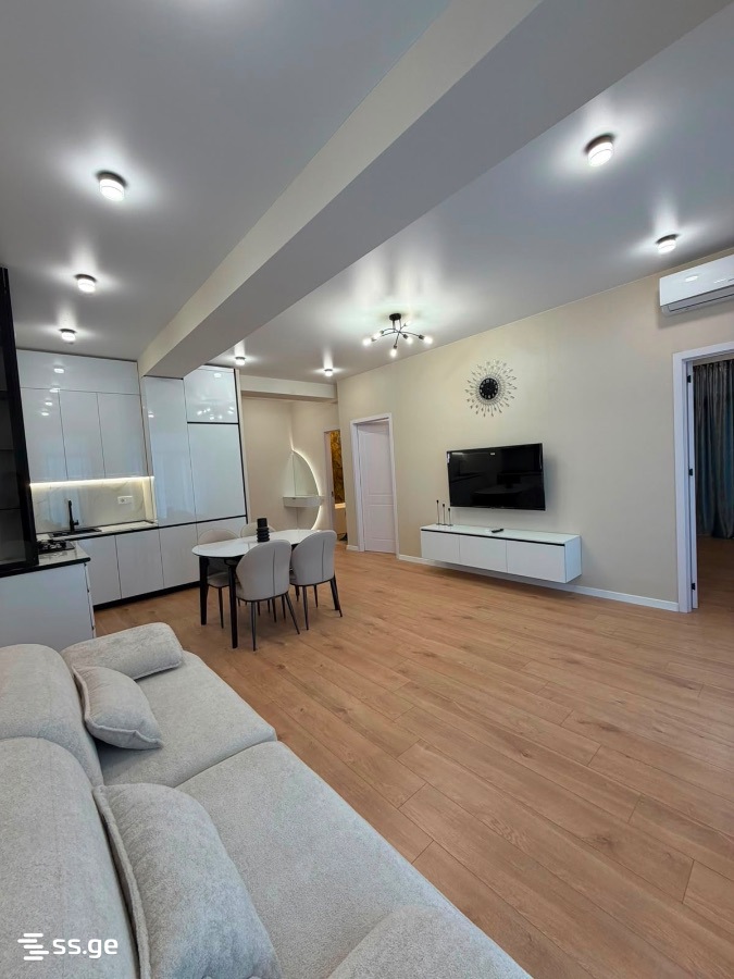manavi st. 131 - 3 rooms