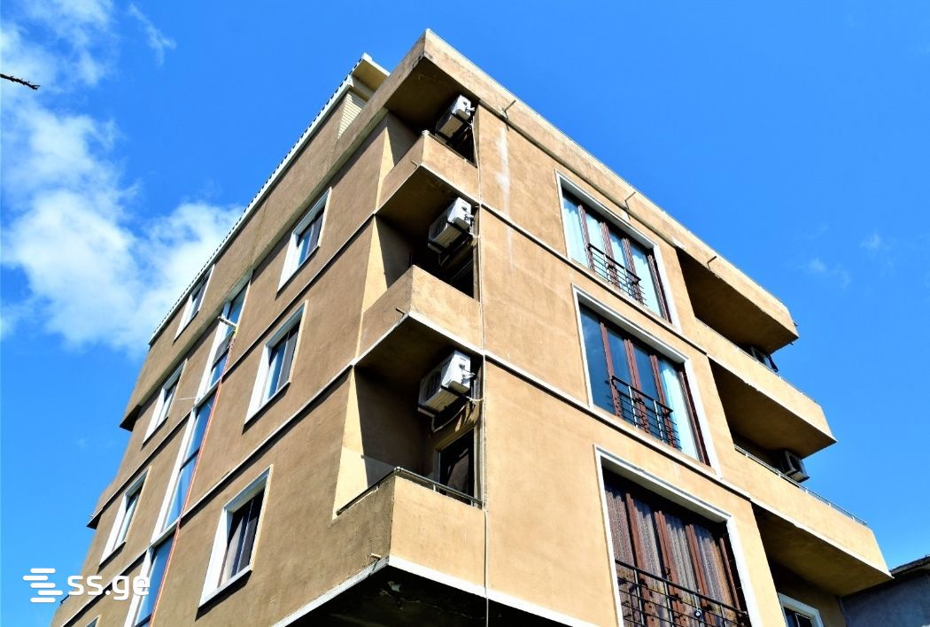 12 - 1 rooms