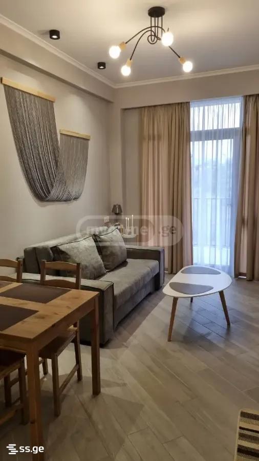 Bob walsh st. - 2 rooms
