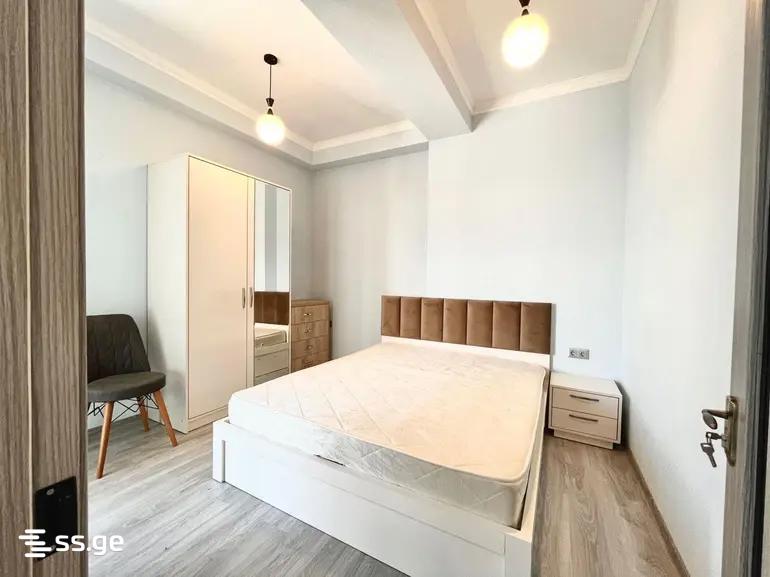 agmashenebeli alley - 3 rooms