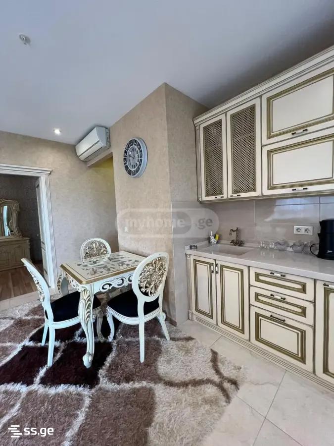 Sh. Rustaveli Ave. 41) - 3 rooms