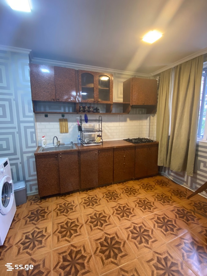 gmiri kursantebi st. 1 - 3 rooms