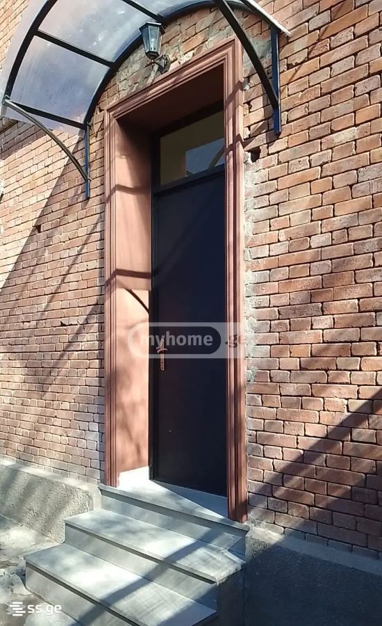 sumbatashvil-iujni st. 2 - 2 rooms