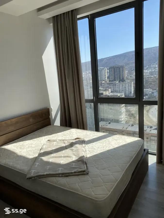 sairme st. 55 - 3 rooms