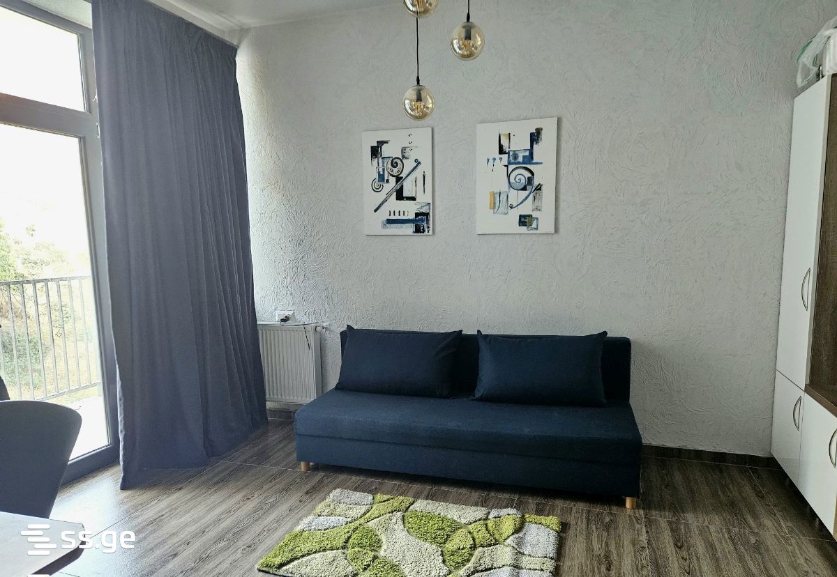 B. Zghenti St. 7 - 1 rooms