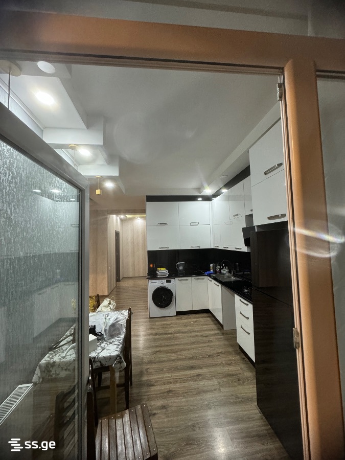 navtlugi st. 52 - 3 rooms