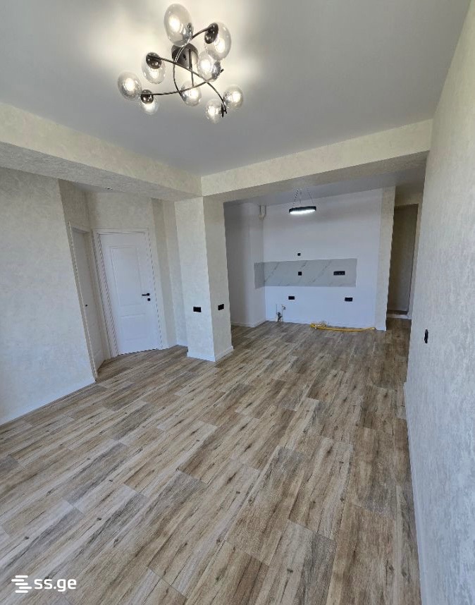 Beri Gabriel Salosi Ave. - 3 rooms