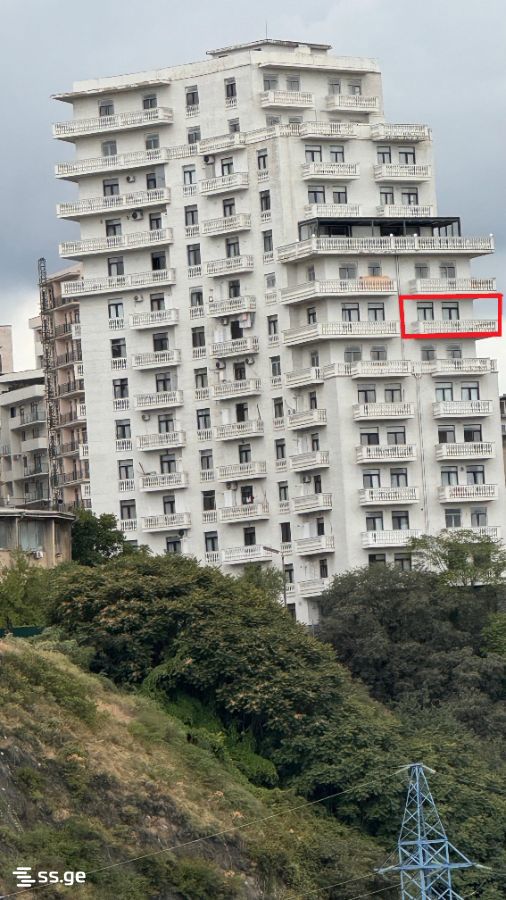 B.Kvernadze st. 9 - 3 rooms