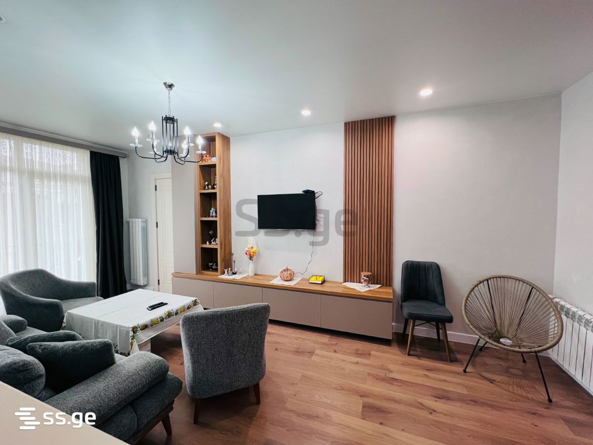 Tamar Mepe Avenue 22 - 4 rooms