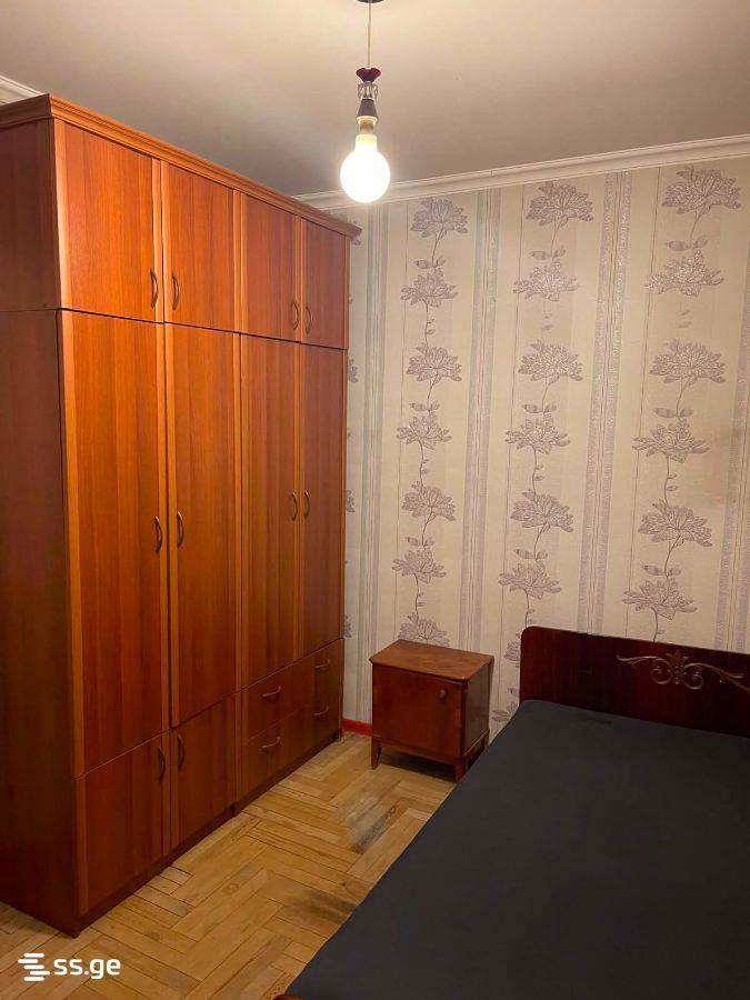 tsulukidze st. 35 - 3 rooms