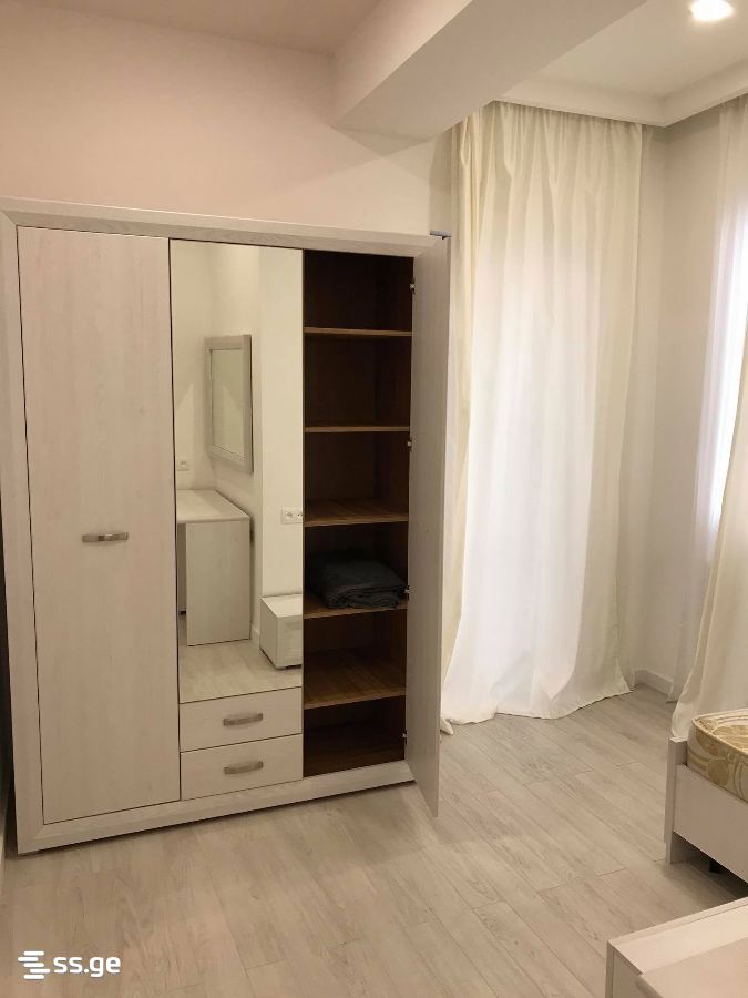mirotadze st. - 4 rooms