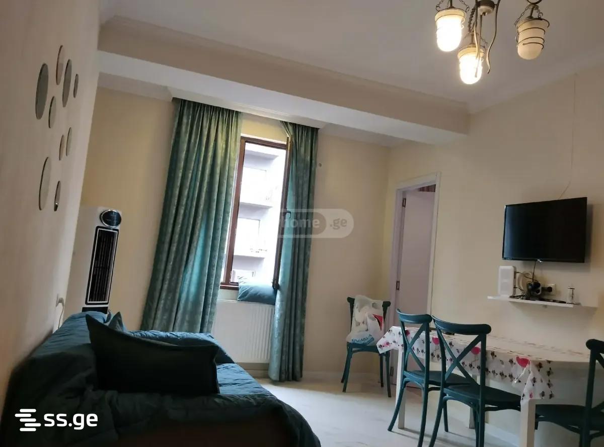 petre imeri st. 8 - 3 rooms
