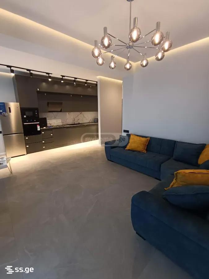E. Amashukeli st. 33 - 3 rooms