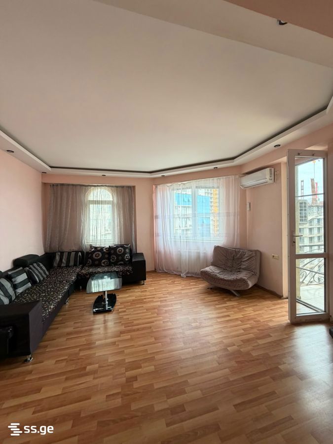 Sh. Rustaveli Ave. 61 - 3 rooms