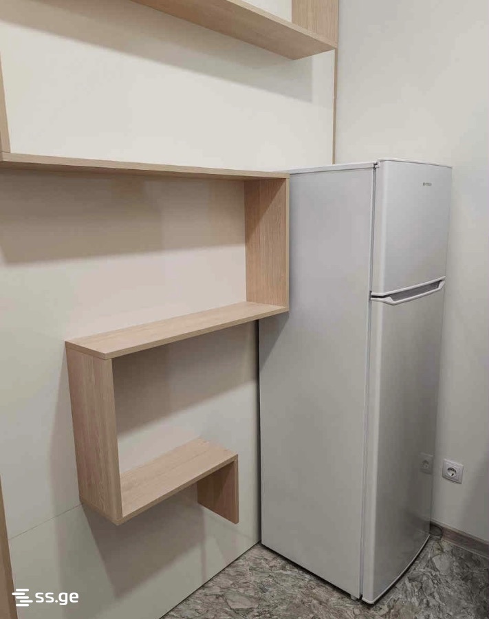 10 - 1 rooms