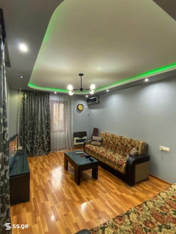 K. Gamsakhurdia st. 1 - 1 rooms