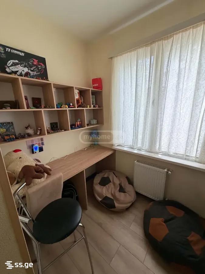 d. bakradze st. - 6 rooms