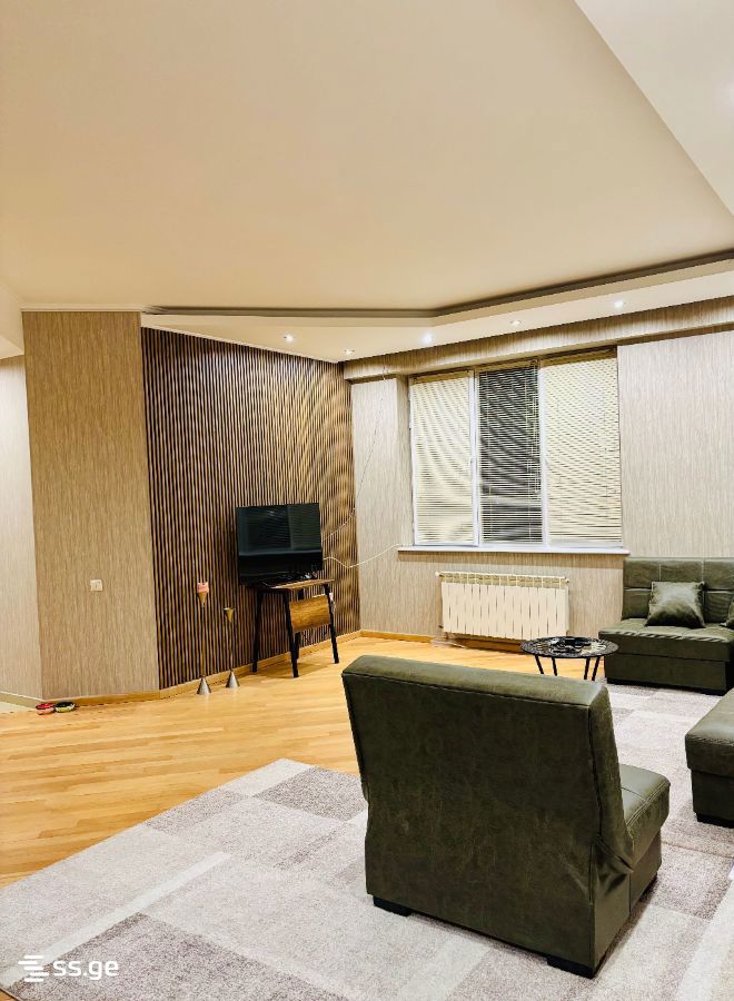 Chakhava st. 9 - 5 rooms
