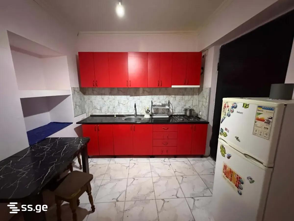 mukhrani st. 0 - 1 rooms