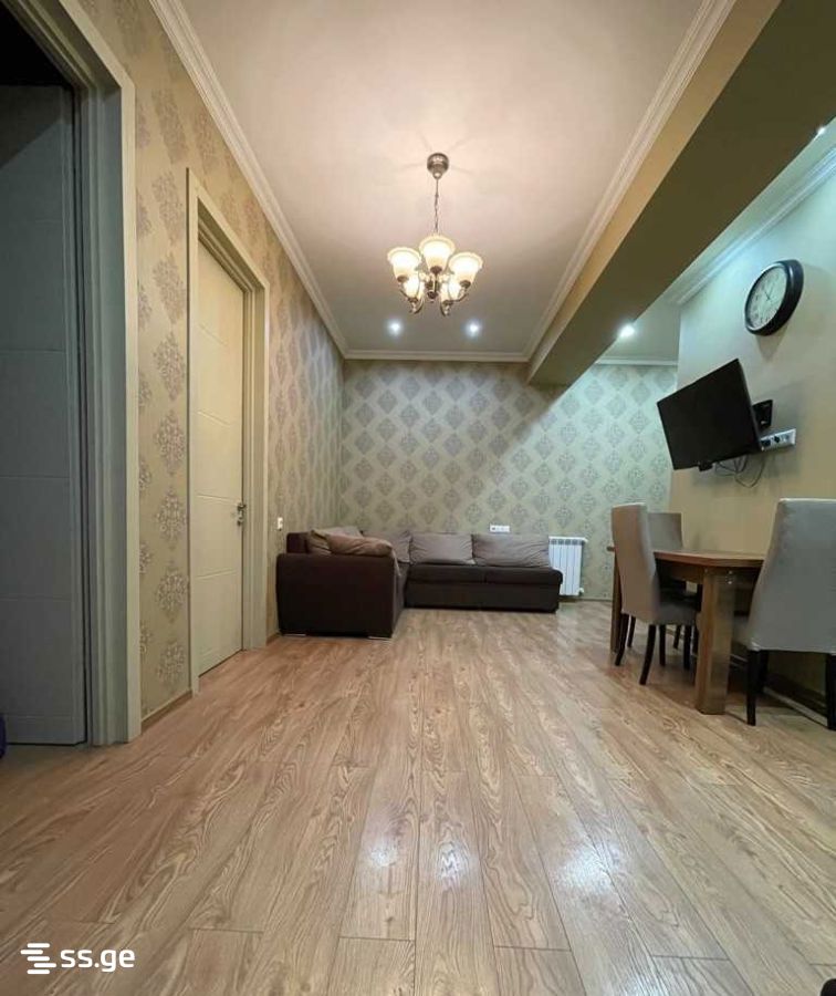 E. Amashukeli st. 22 - 3 rooms