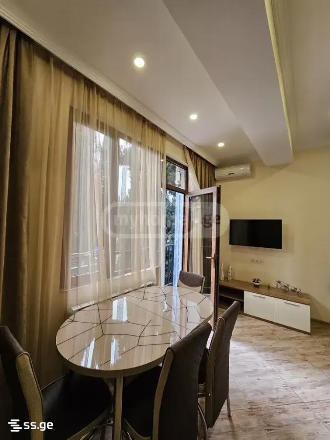 ketevan tsamebuli avenue (avlabari) - 2 rooms