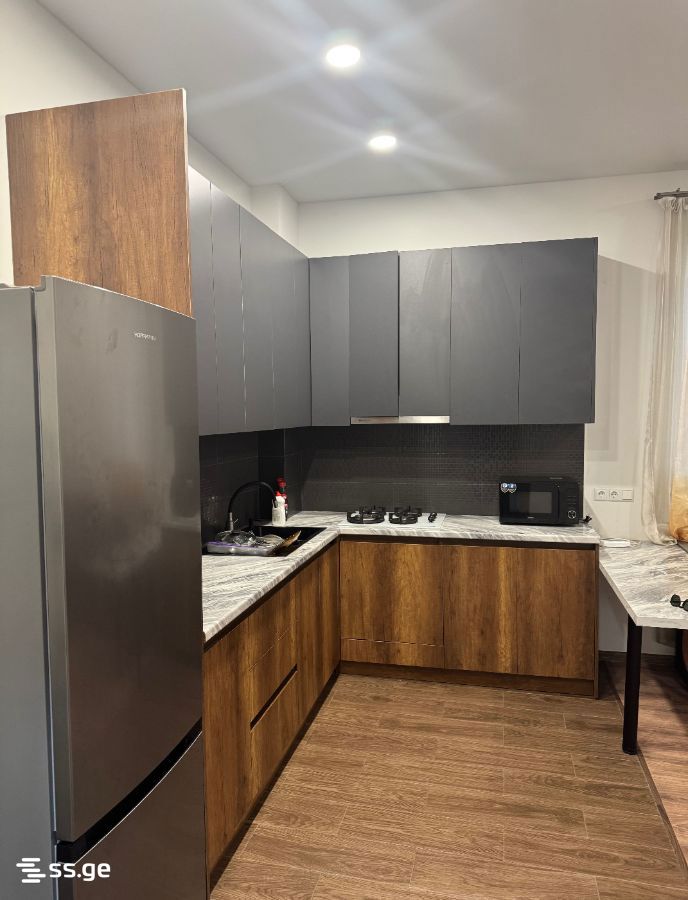 vardisubani st. 6 - 2 rooms