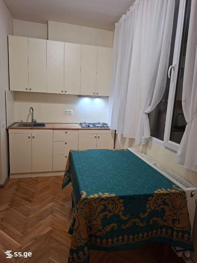 pataridze st. 8 - 3 rooms