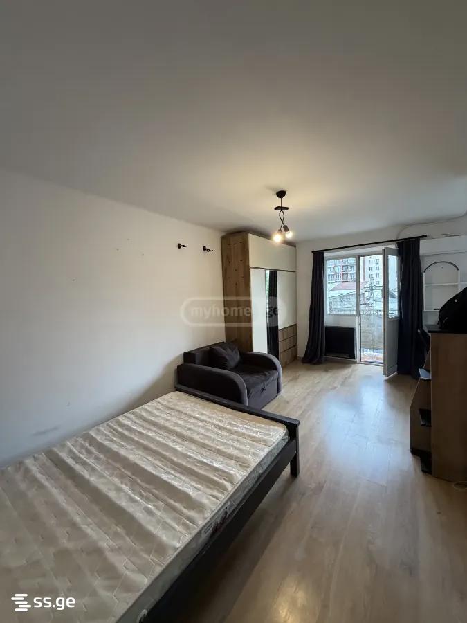 lomtatidze st. 0 - 1 rooms