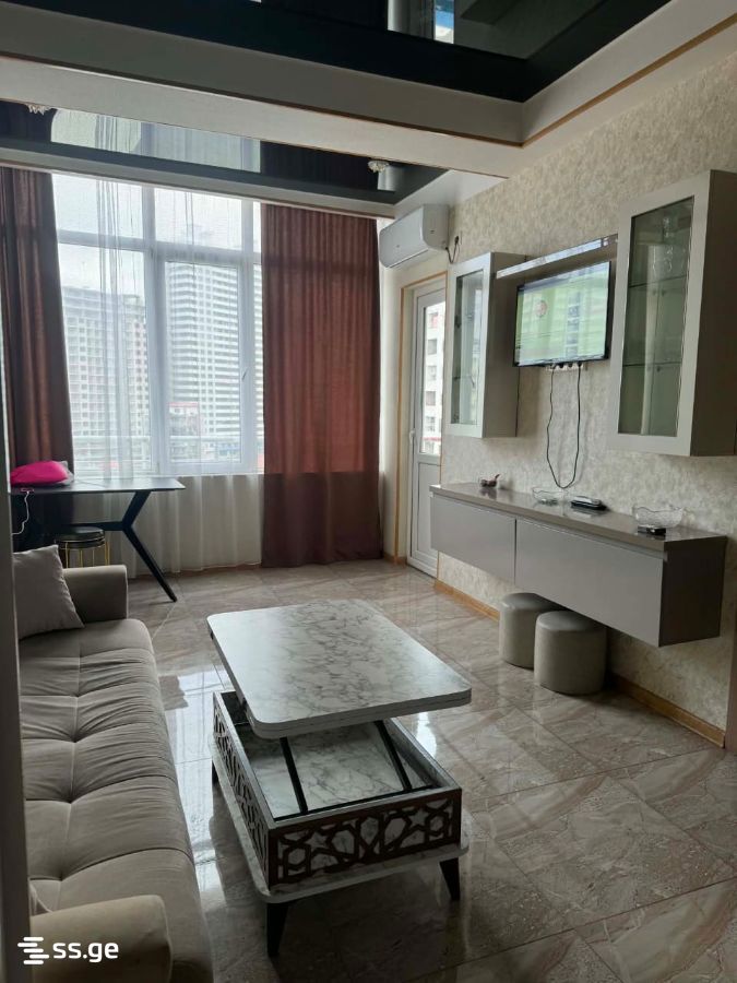 8 - 3 rooms