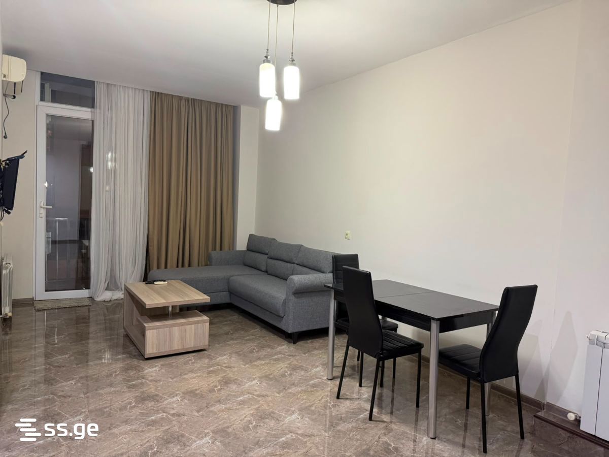 36-38 - 2 rooms