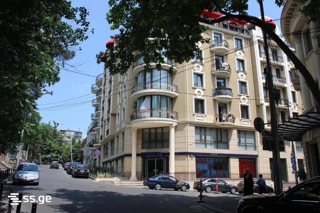 chitadze st. 11 - 5 rooms