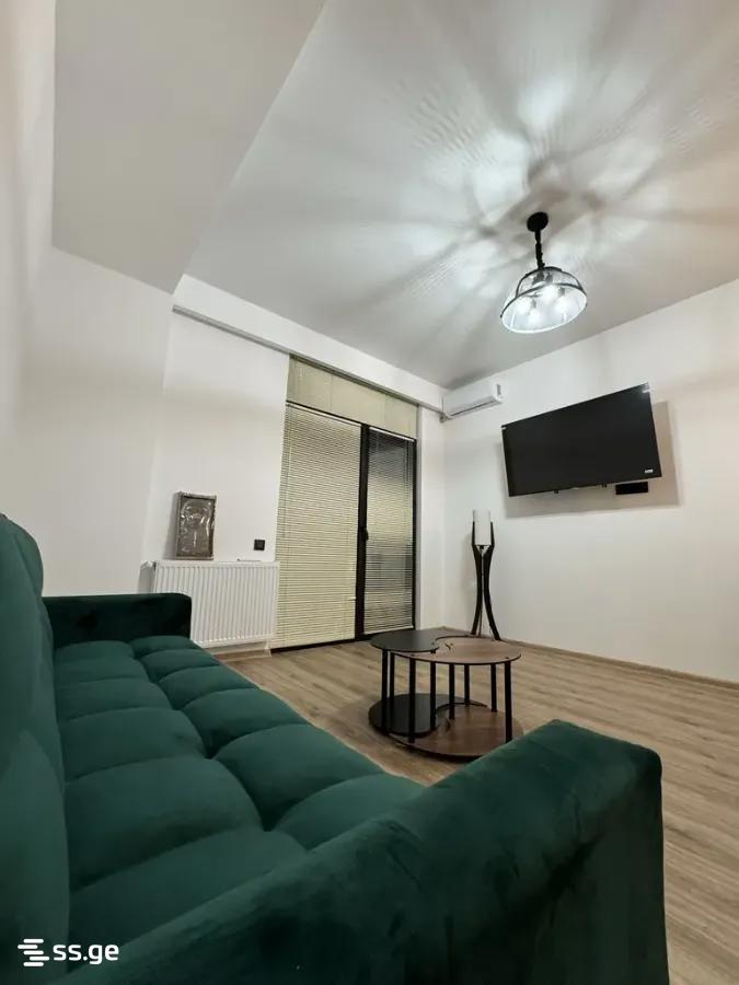 E. Amashukeli st. 34 - 4 rooms