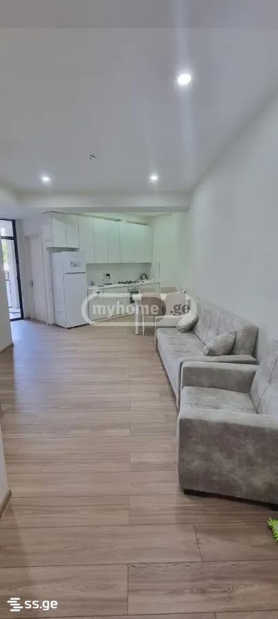 Kosmonavtebi coast 1 - 3 rooms