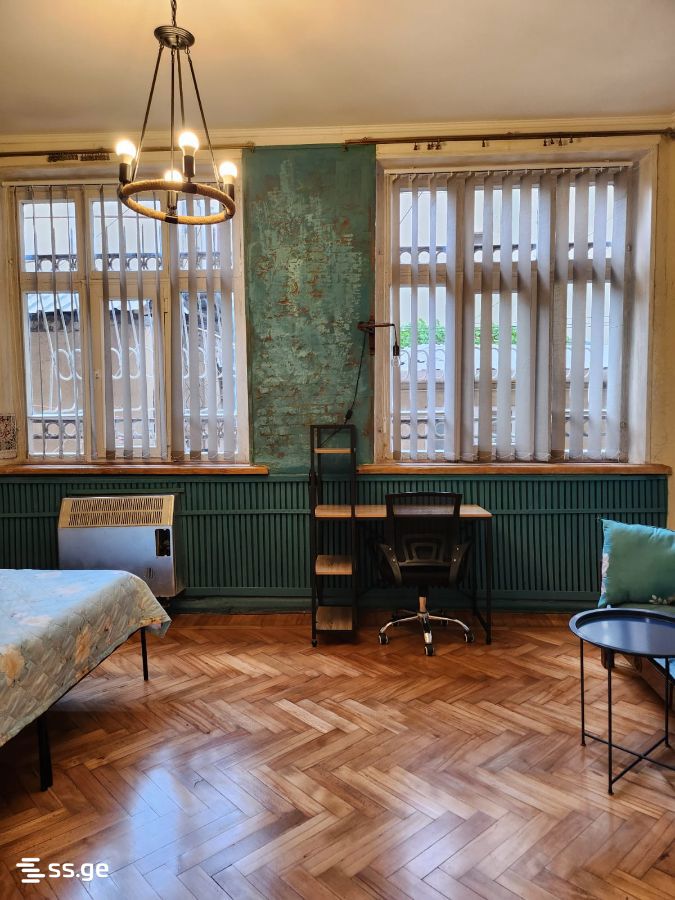 khvichia st. 7 - 2 rooms