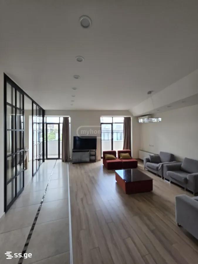 Taktakishvili St 12 - 4 rooms
