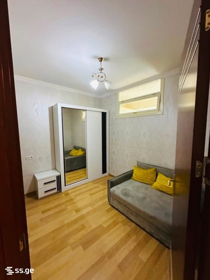 Mirian Mephe st. 104 - 3 rooms