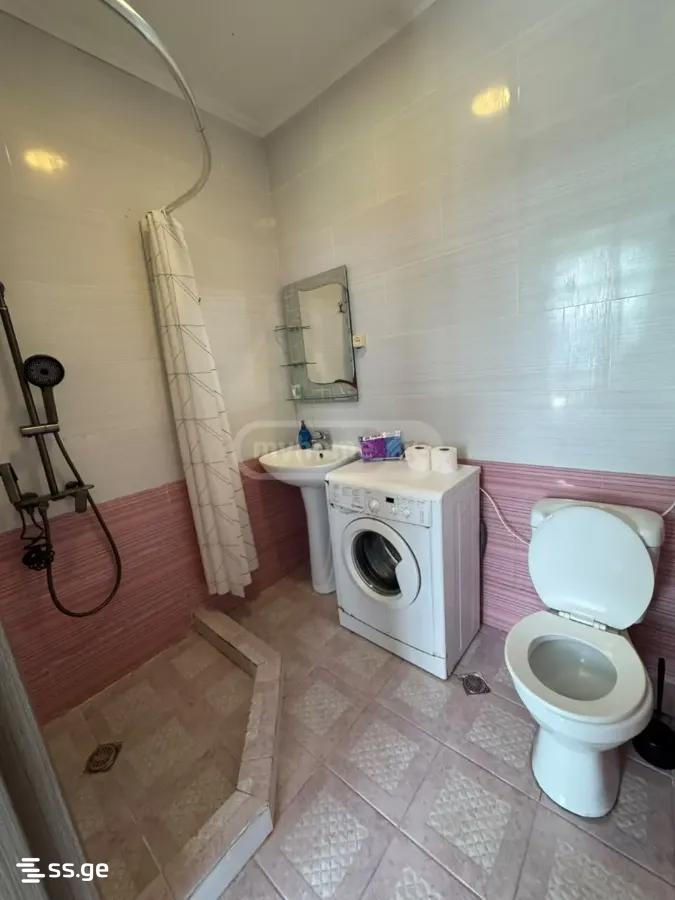8 - 1 rooms