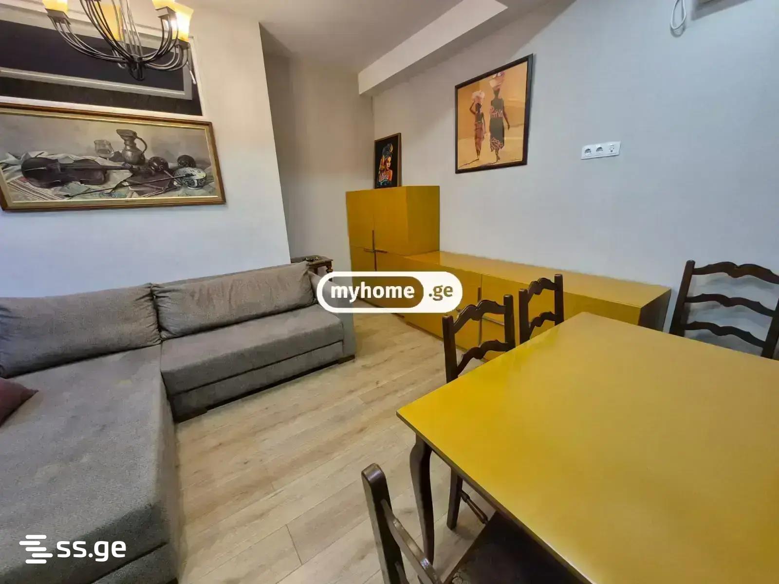 Gobronidze st. - 3 rooms