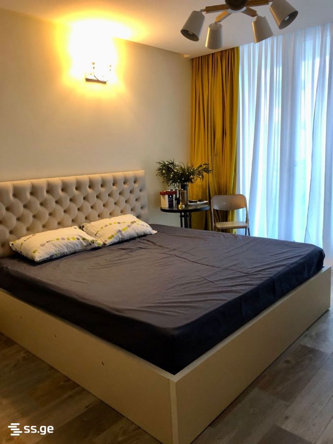 R. Nizharadze st. 18 - 1 rooms