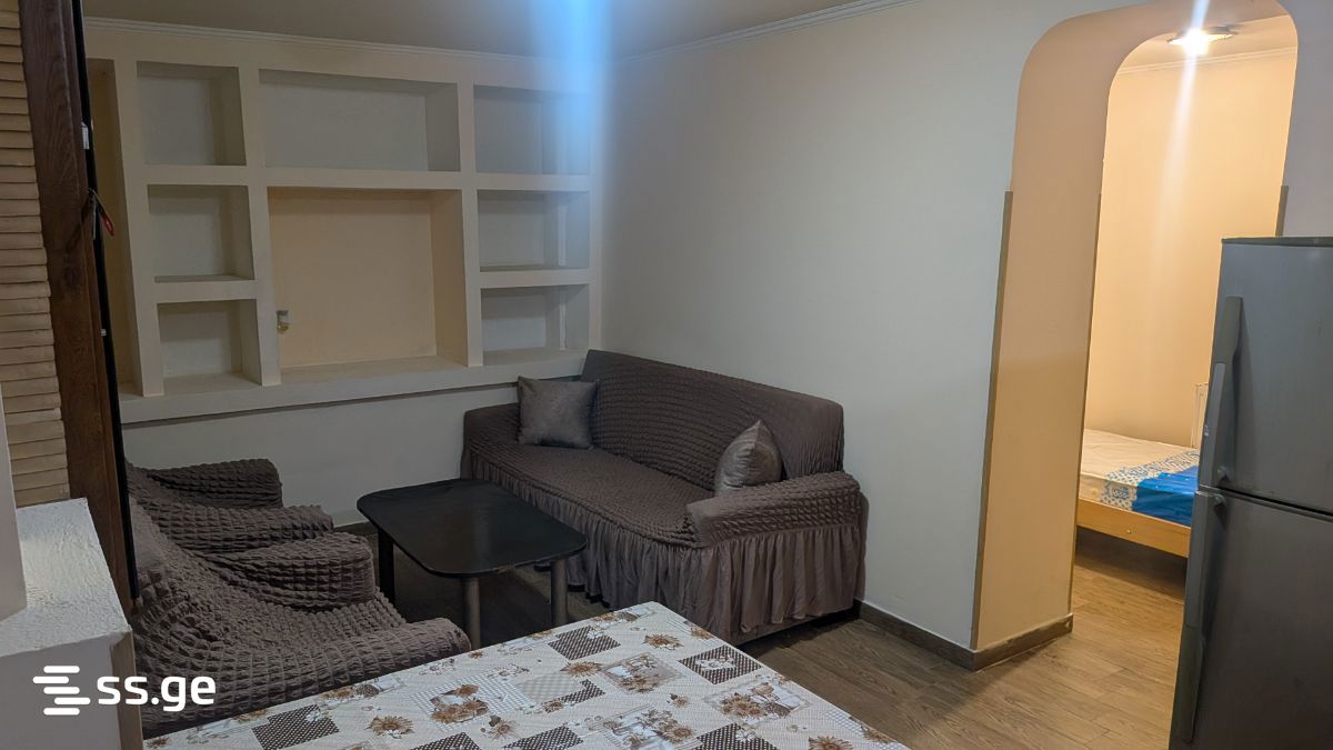 nucubidze st. 221 - 1 rooms