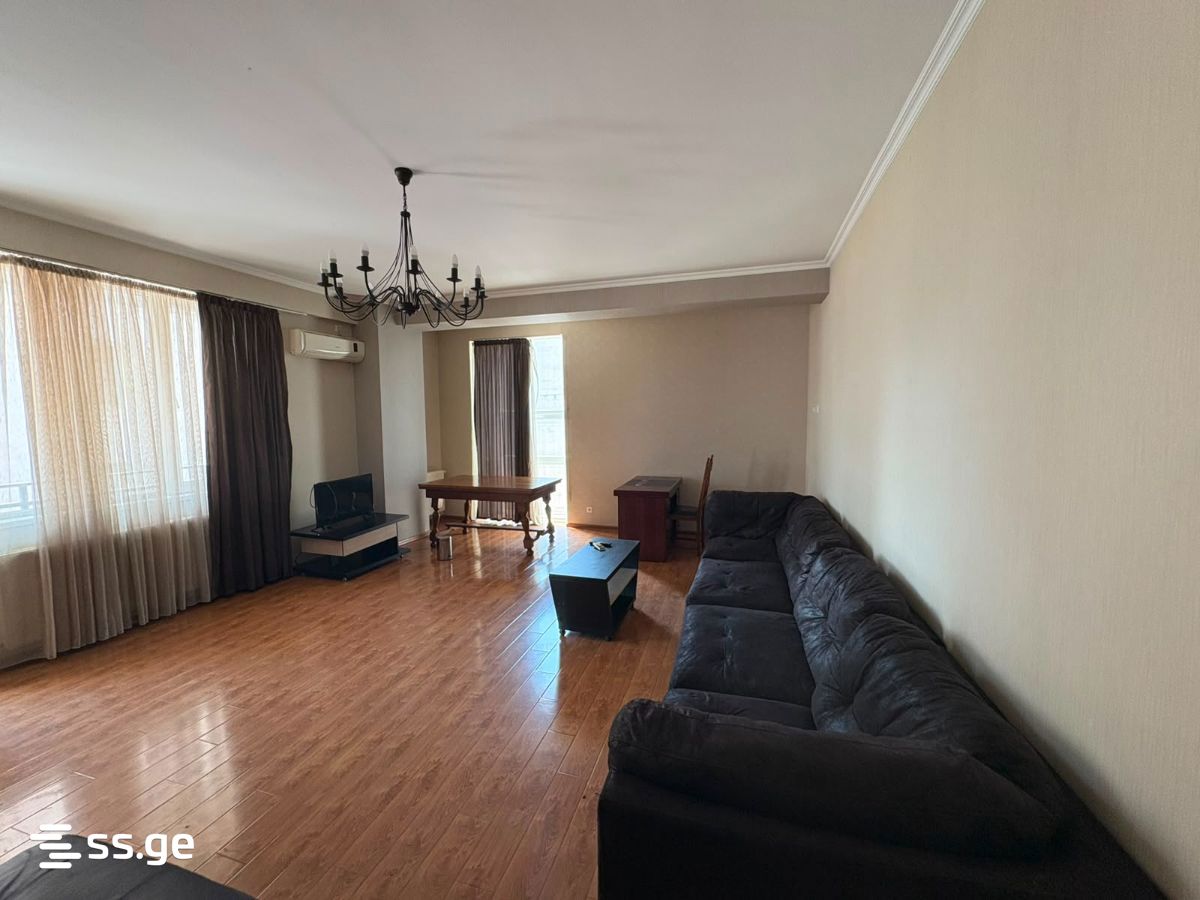 mitskevichi st. 27გ - 4 rooms