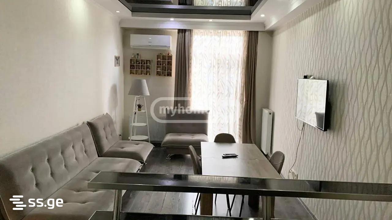 a.wereTlis avenue - 2 rooms