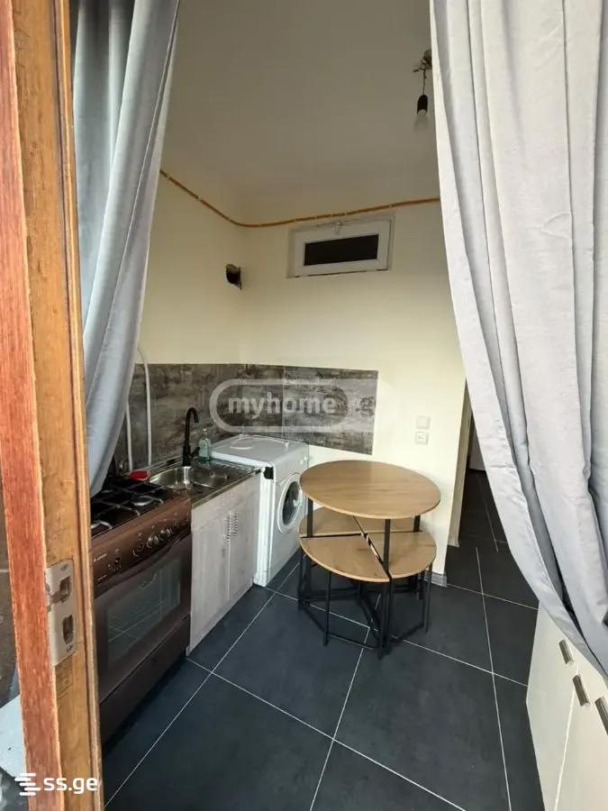 Gogotur Agladze St. 26 - 1 rooms